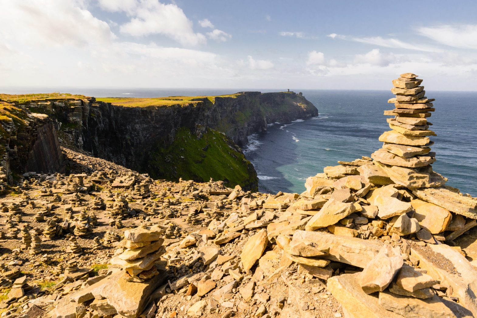 cliffs of moher – rocks & stones